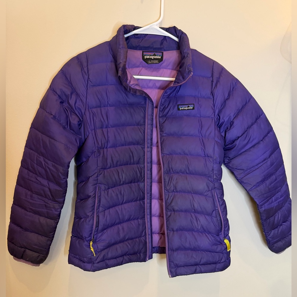 Girls Patagonia Purple Puffer Jacket size L 10/12